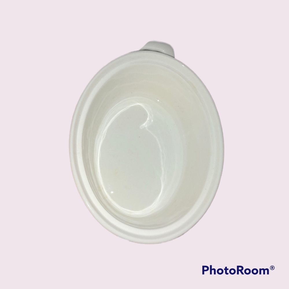 Ceramic Oval 1 Qt 4 Cup Casserole with Lid - Picture 3 of 9